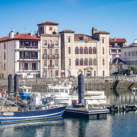 Apartament Plein Centre, Lumineux Et Spacieux Saint-Jean-de-Luz
