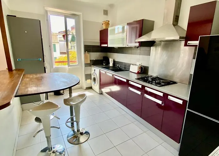 Plein Centre, Lumineux Et Spacieux Апартаменты *